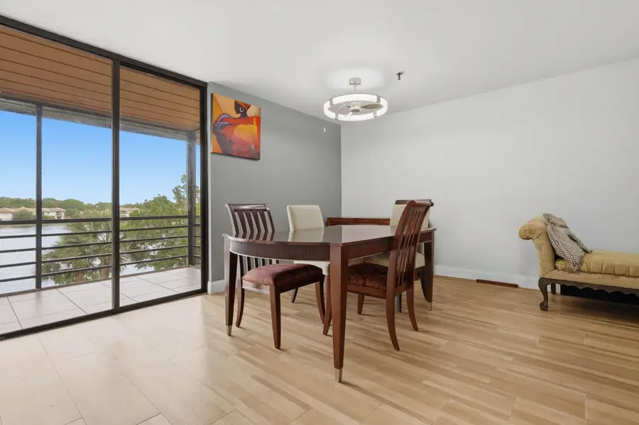 661 NE 195th Street #310, Miami, FL 33179 - #3