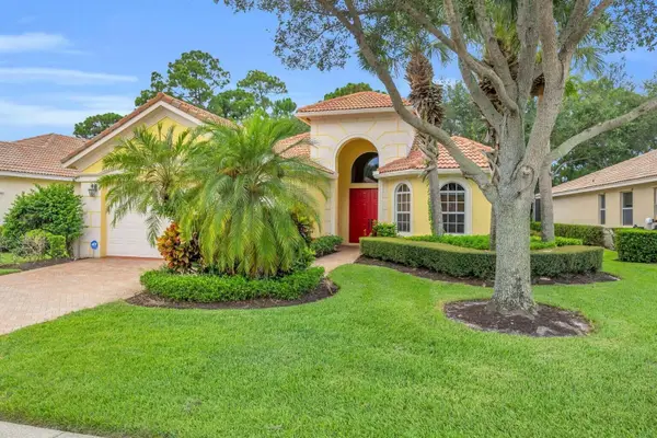 8821 Champions Way, Port St Lucie, FL 34986