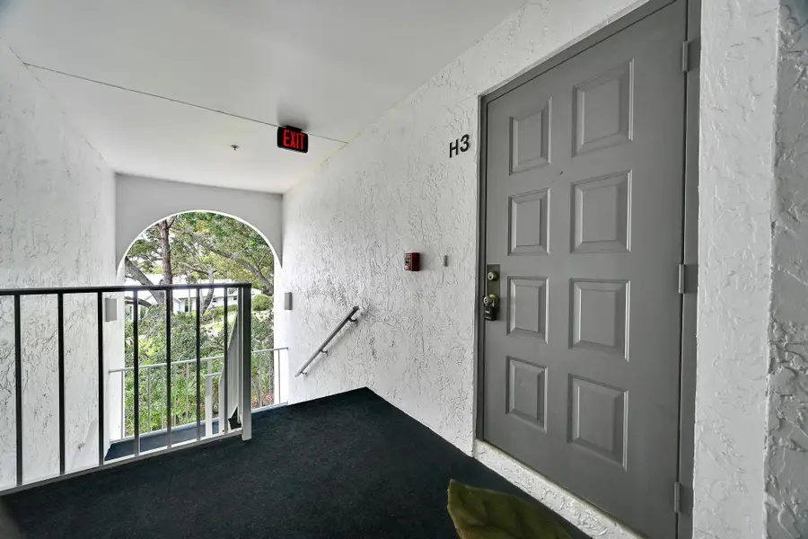 2516 SE Anchorage Cove #H-3, Port Saint Lucie, FL 34952 - #3