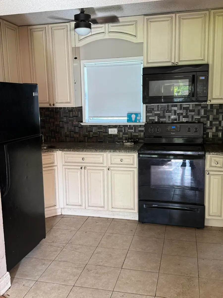 1835 31st Avenue, Vero Beach, FL 32960 - #3