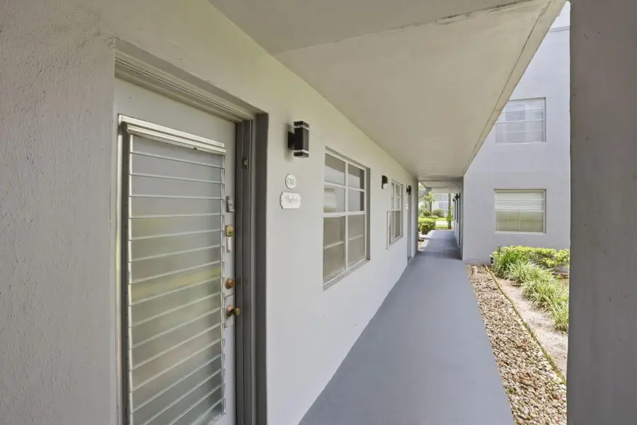 100 Flanders, Delray Beach, FL 33484 - #2