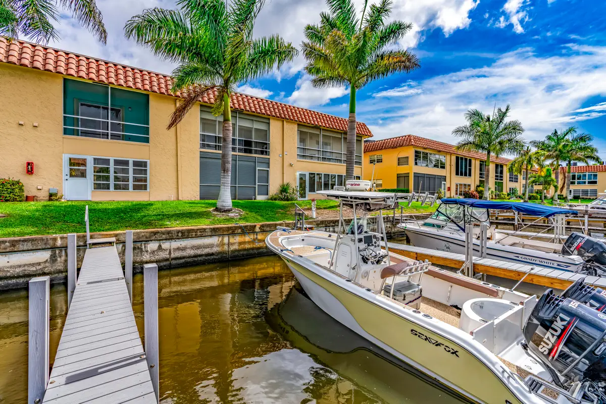 2600 S Kanner Highway #T9, Stuart, FL 34994 - #1