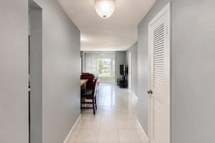 2750 W Sunrise Lakes Drive W #112, Sunrise, FL 33322 - #2
