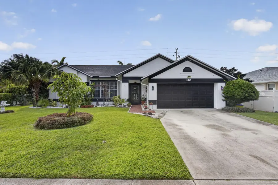 102 E Royal Pine Cir Court, Royal Palm Beach, FL 33411 - #2