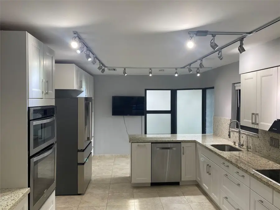 9760 NW 18th Drive, Plantation, FL 33322 - #2