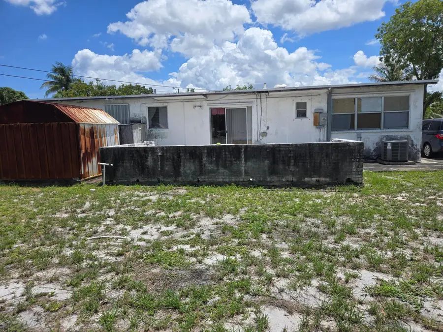 255 NE 41st Street, Deerfield Beach, FL 33064 - #2