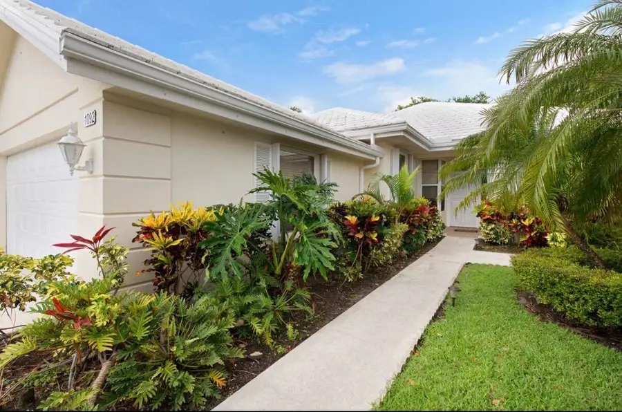 1092 Bedford Avenue, Palm Beach Gardens, FL 33403 - #3