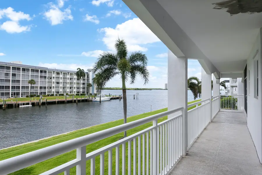 111 Shore Court #203, North Palm Beach, FL 33408 - #2