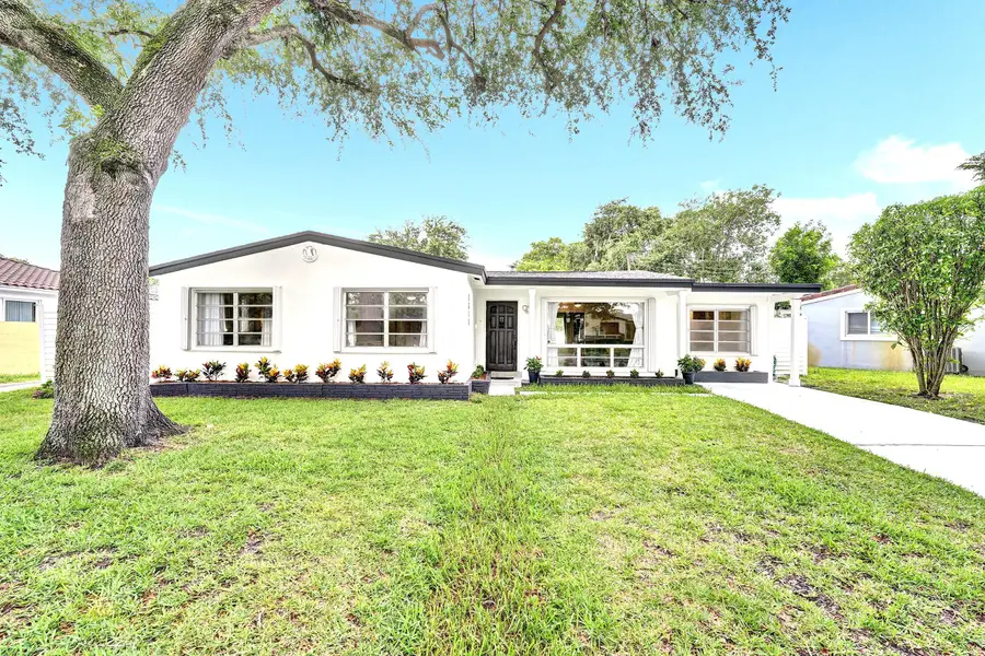1341 N 30th Road, Hollywood, FL 33021 - #2