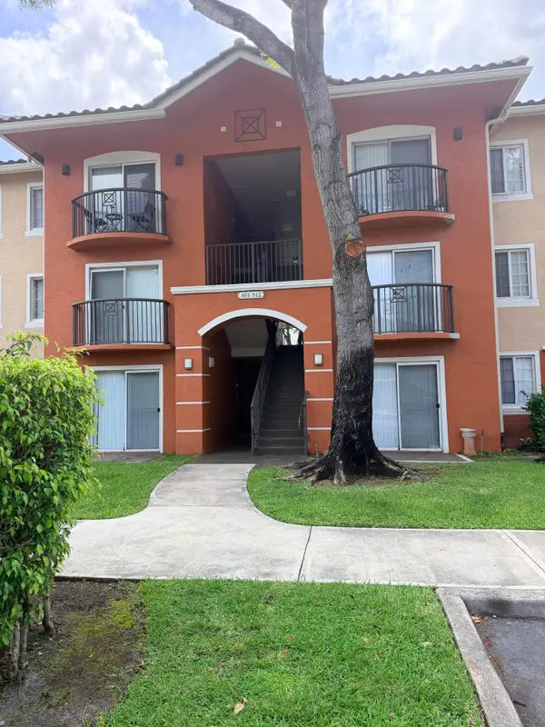 4195 Haverhill Road #305, West Palm Beach, FL 33417