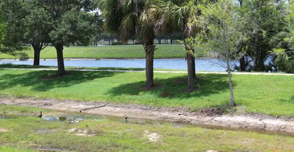 1500 SE Royal Green Circle #102, Port St Lucie, FL 34952