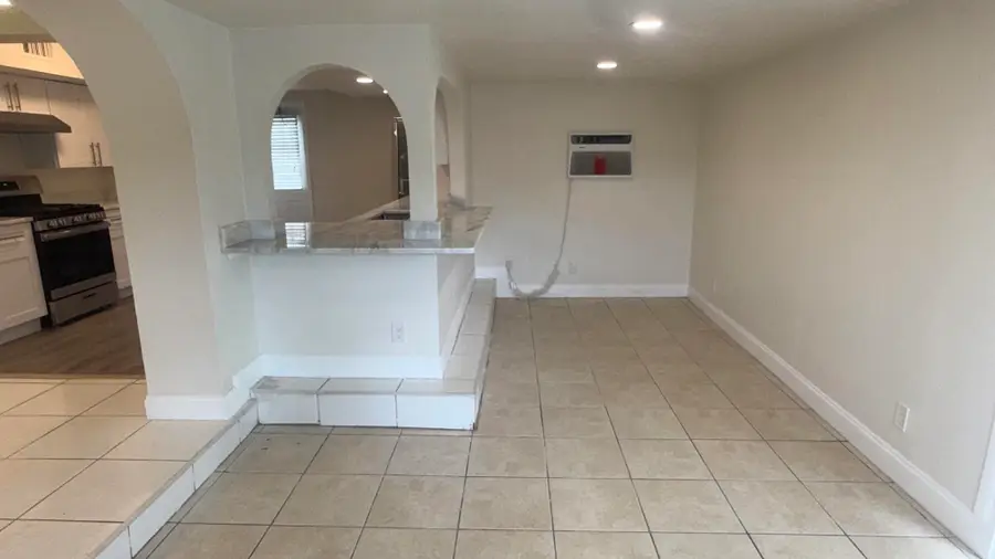 220 NW 20th Street, Pompano Beach, FL 33060 - #3