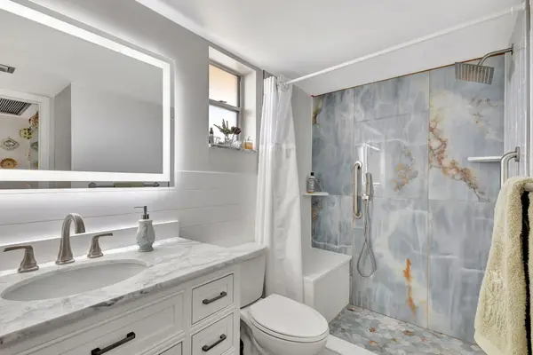 2812 Garden Drive S #308, Lake Worth Beach, FL 33461