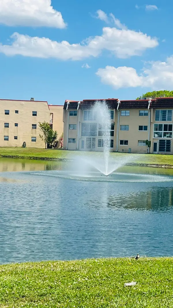 8920 Sunrise Lakes Boulevard #208, Sunrise, FL 33322