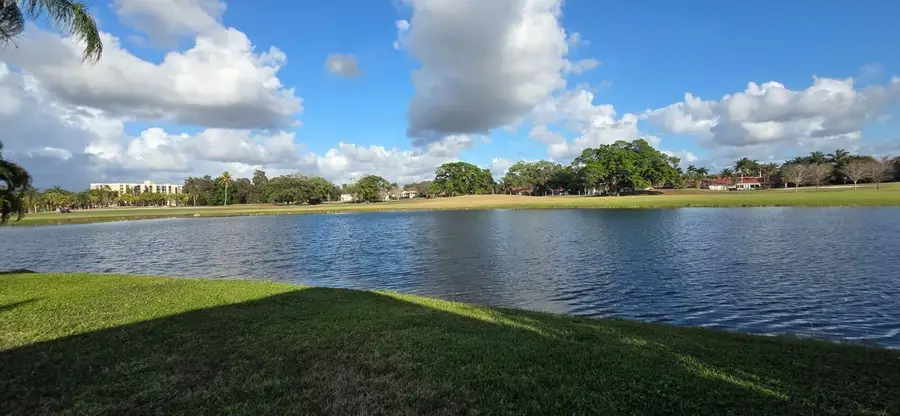 566 Village Lake Drive, Weston, FL 33326 - #3