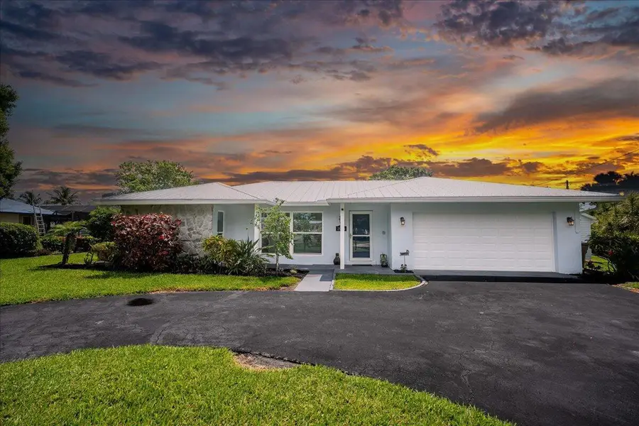 2066 SE 5th Ct Court Se, Vero Beach, FL 32962 - #2