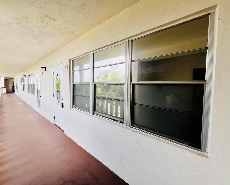 330 Southampton B, West Palm Beach, FL 33417 - #2