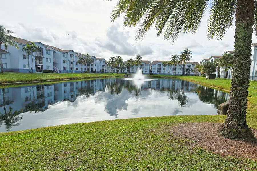 2620 S University Drive #106, Davie, FL 33328 - #3