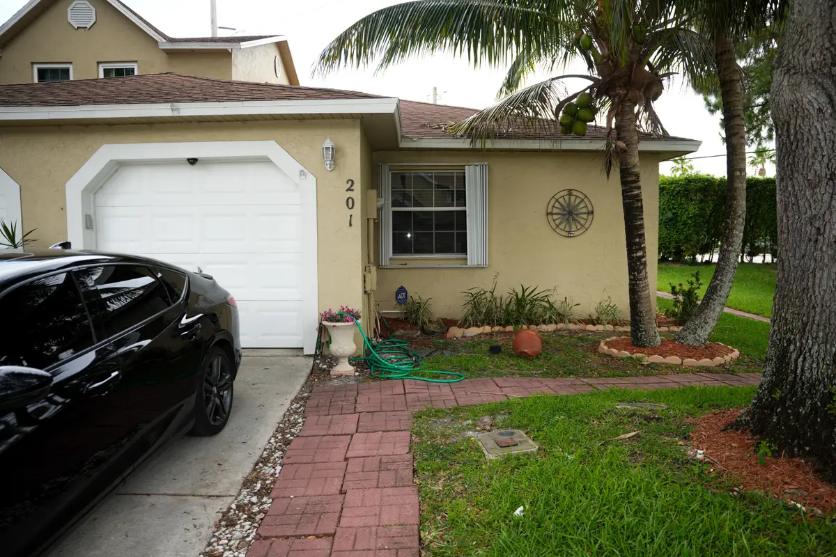 201 Maplewood Drive #201, Greenacres, FL 33415 - #1
