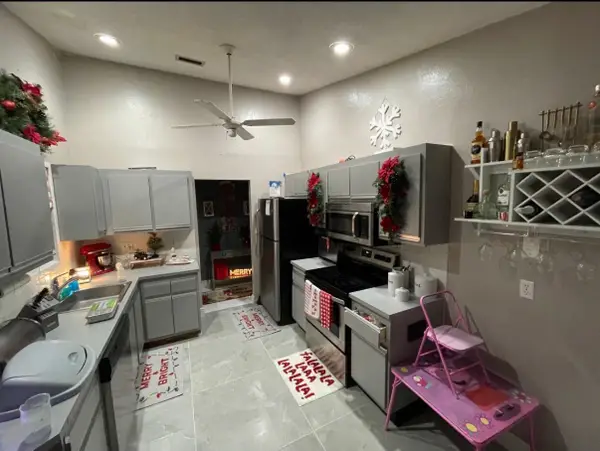 7620 NW 38th Court, Sunrise, FL 33351