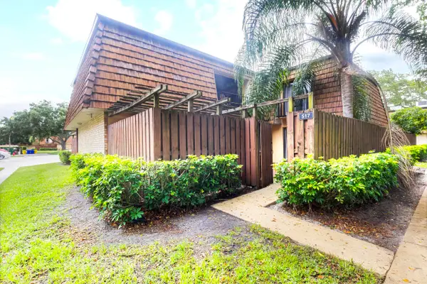 517 5th Lane, Greenacres, FL 33463