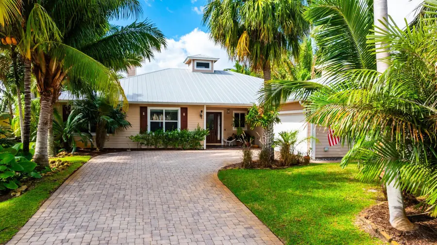 2672 NW South Shore Road, Stuart, FL 34994 - #2