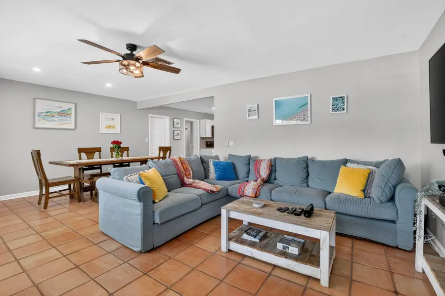 721 NE 8th Avenue, Boynton Beach, FL 33435 - #3