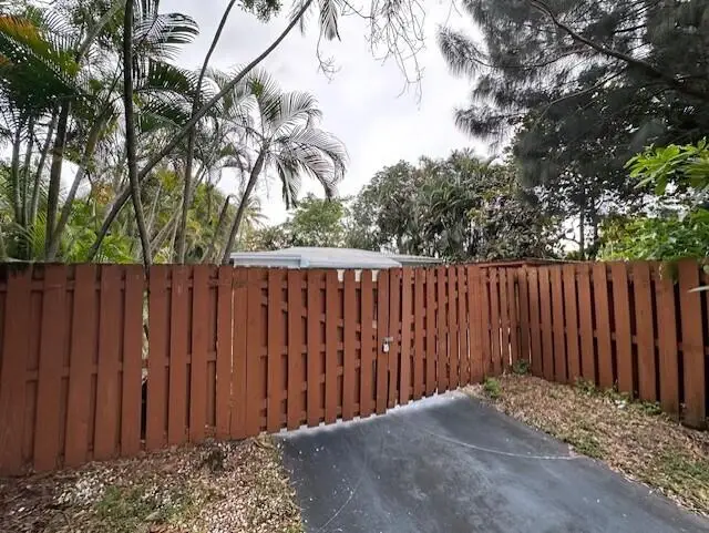 1660 SW 28th Avenue, Fort Lauderdale, FL 33312 - #2