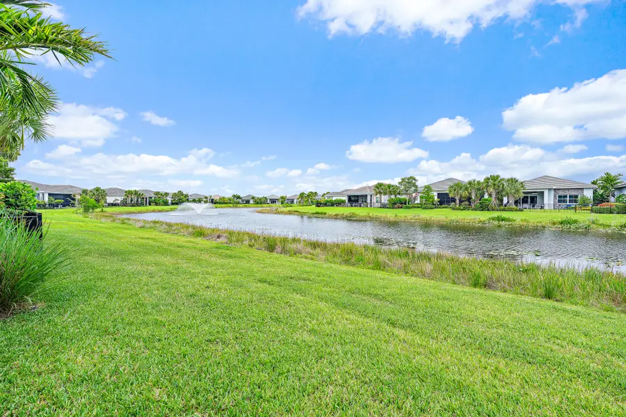 10075 Driftwood Way, Palm Beach Gardens, FL 33412 - #3