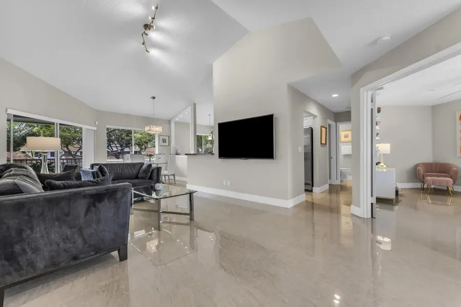 994 NW 93rd Avenue, Plantation, FL 33324 - #3