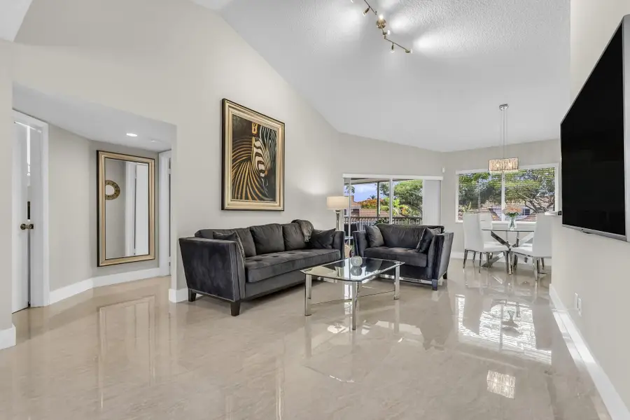 994 NW 93rd Avenue, Plantation, FL 33324 - #3