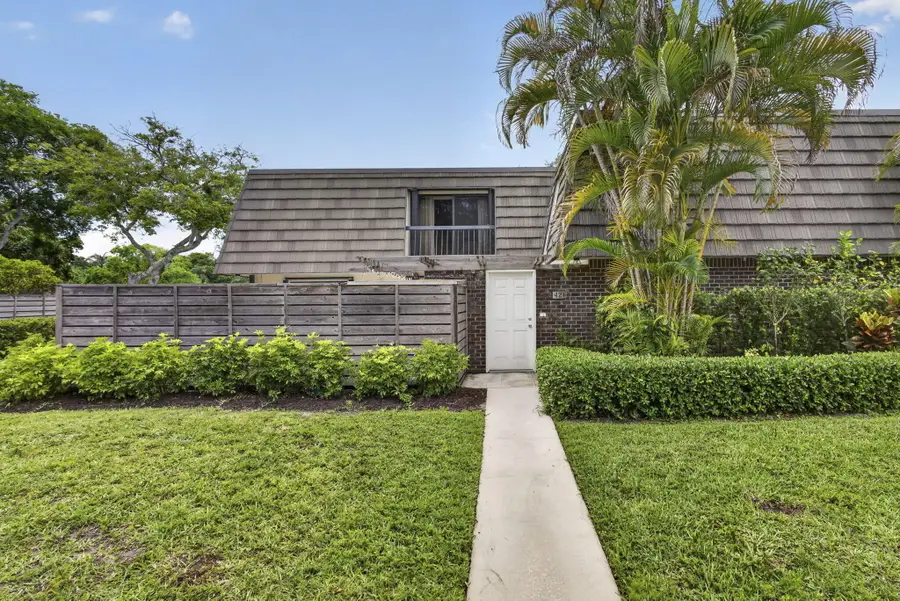 121 1st Terrace, Palm Beach Gardens, FL 33418 - #2