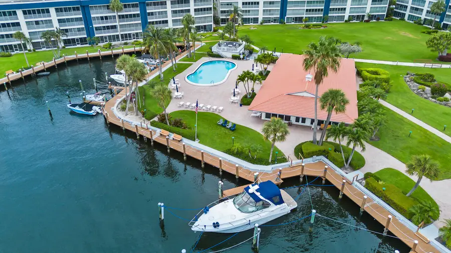 3351 Spanish Trail #115, Delray Beach, FL 33483 - #2