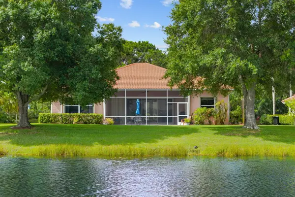 1534 SW Mockingbird Circle, Port St Lucie, FL 34986