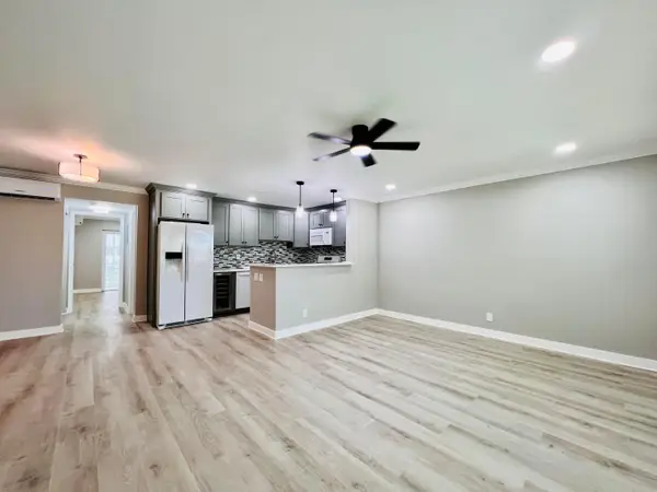 15 Bedford A, West Palm Beach, FL 33417