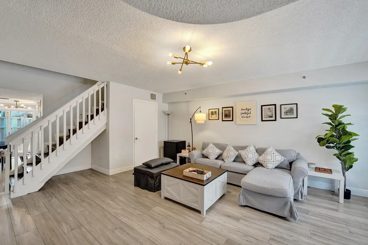 173 Riviera Circle, Weston, FL 33326 - #1