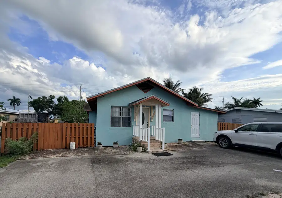208 NW Avenue H Place, Belle Glade, FL 33430 - #2