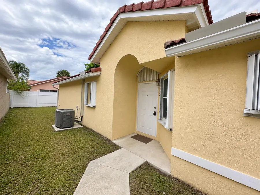 4907 Concordia Lane, Boynton Beach, FL 33436 - #3