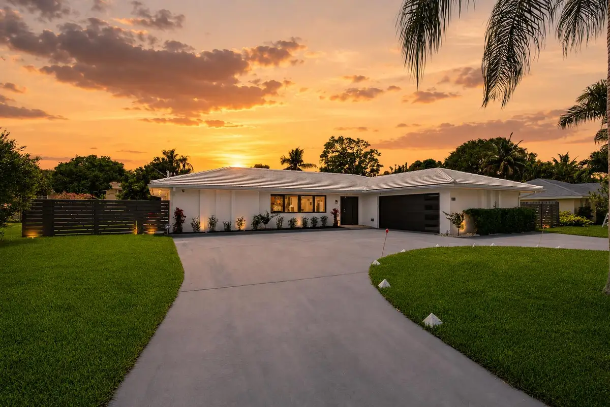 8111 W Lake Drive, Lake Clarke Shores, FL 33406 - #1