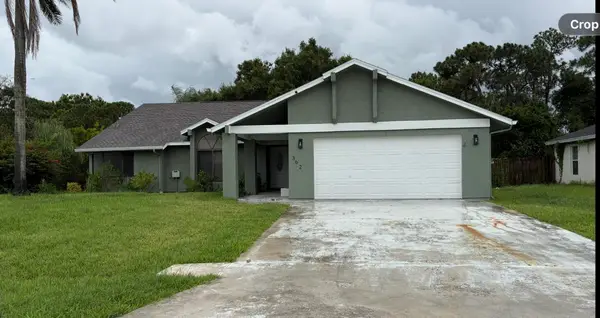 362 SE Crosspoint Drive, Port St Lucie, FL 34983