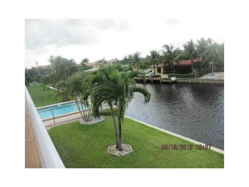 301 E Mcnab Road E #106, Pompano Beach, FL 33060 - #2