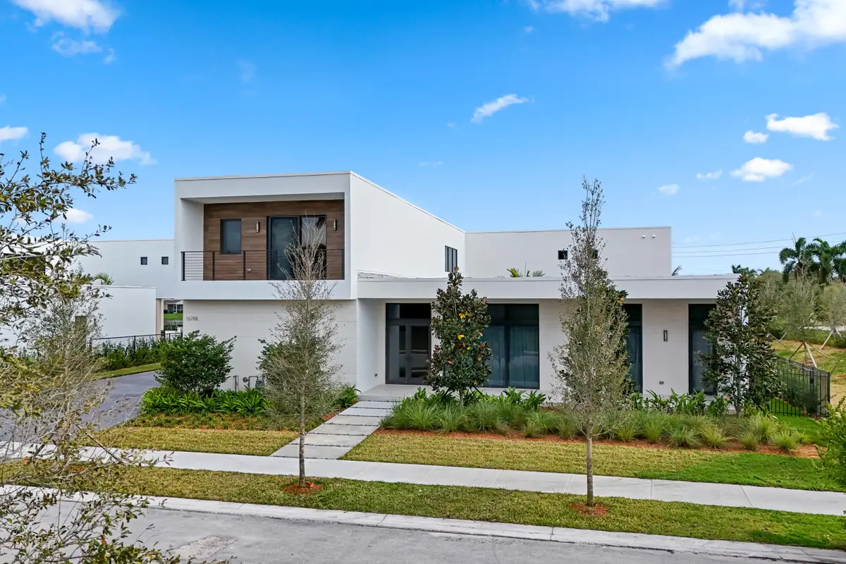 16788 Natures Way, Weston, FL 33326 - #1
