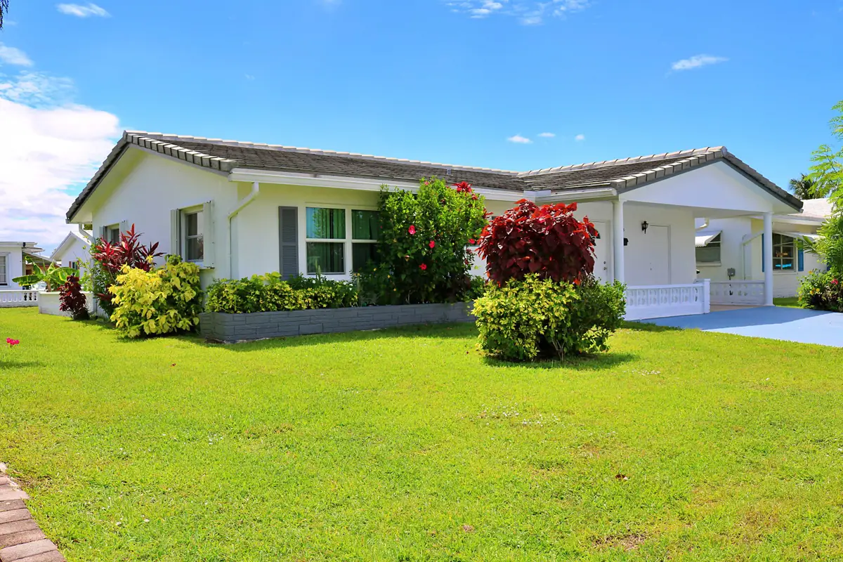5715 NW 84th Terrace, Tamarac, FL 33321 - #1