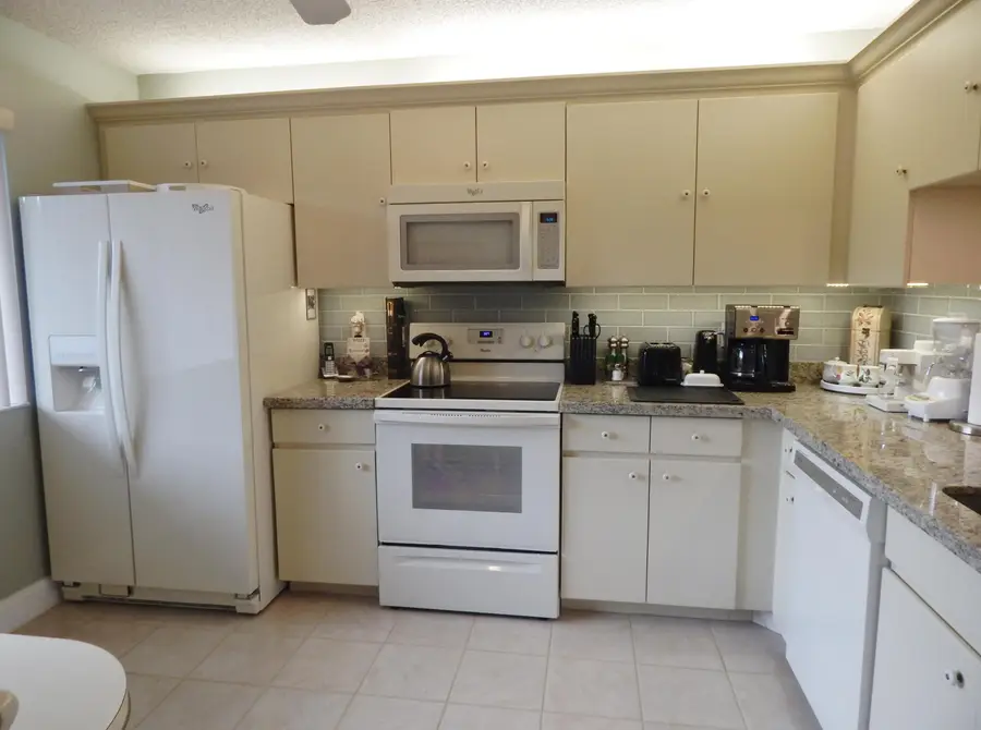 6698 N 10th Ave N #215, Lake Worth, FL 33467 - #3