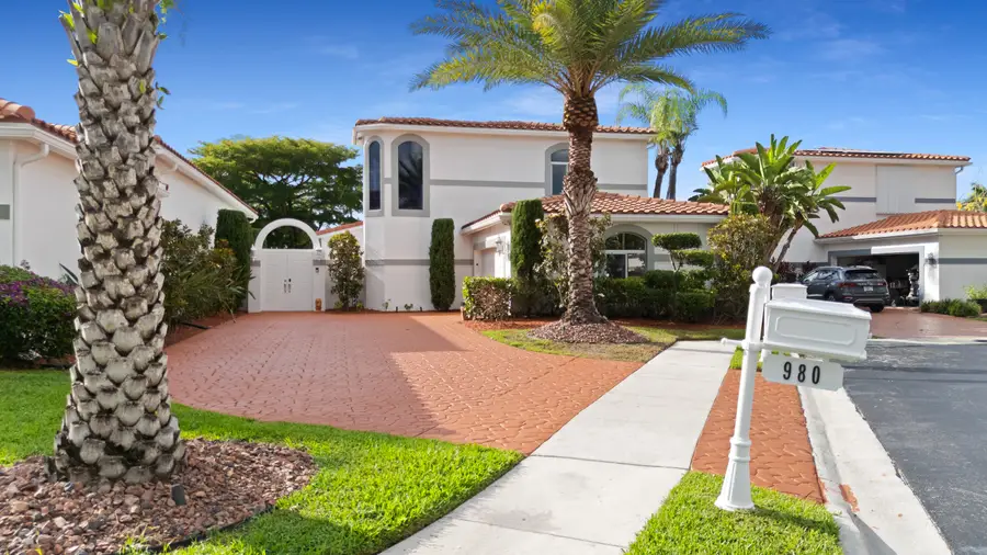 980 SW Bel Aire Dr Terrace #980, Pembroke Pines, FL 33027 - #2