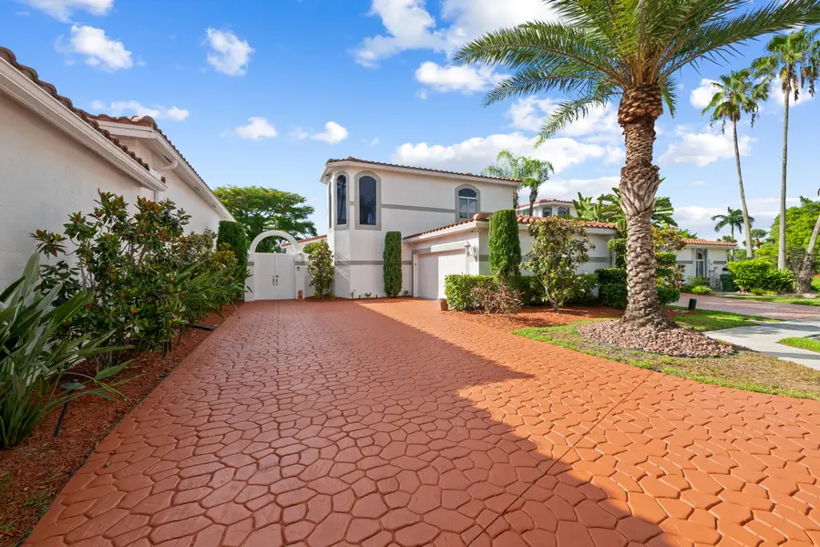 980 SW Bel Aire Dr Terrace #980, Pembroke Pines, FL 33027 - #3