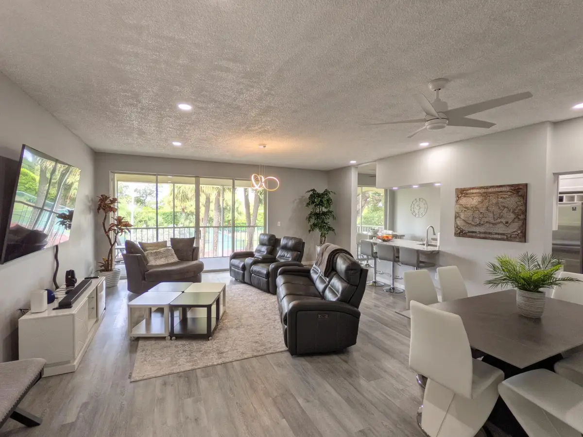 105 Half Moon Circle #F2, Hypoluxo, FL 33462 - #1
