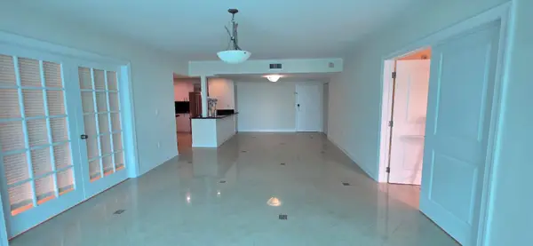 11111 Biscayne Boulevard #4c, Miami, FL 33181