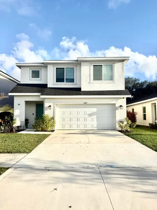 9409 SW Ligorio Way, Port St Lucie, FL 34987