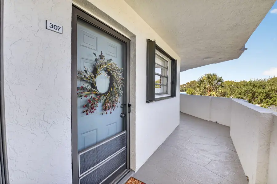 555 Banyan Tree Lane #307, Delray Beach, FL 33483 - #2
